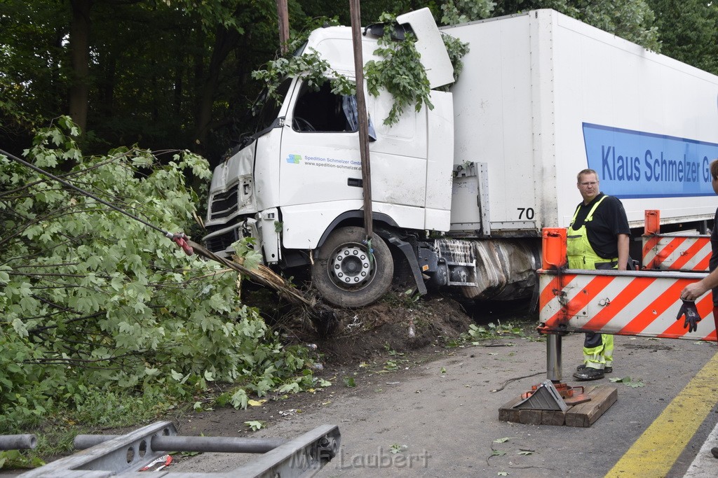 Schwerer VU A 3 Rich Oberhausen Hoehe AK Leverkusen P514.JPG - Miklos Laubert